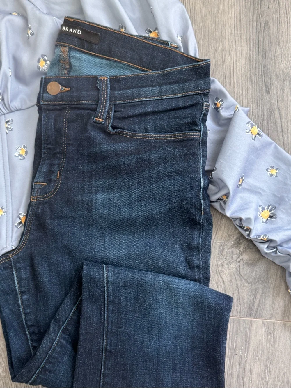 Bundle🛍️ J Brand Jeans Eminence 29 & Missguided Corset Top Light Blue Floral 8